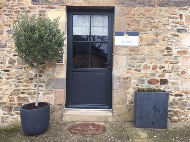 Maison D'Hotes Les Escures Acigne Exterior photo